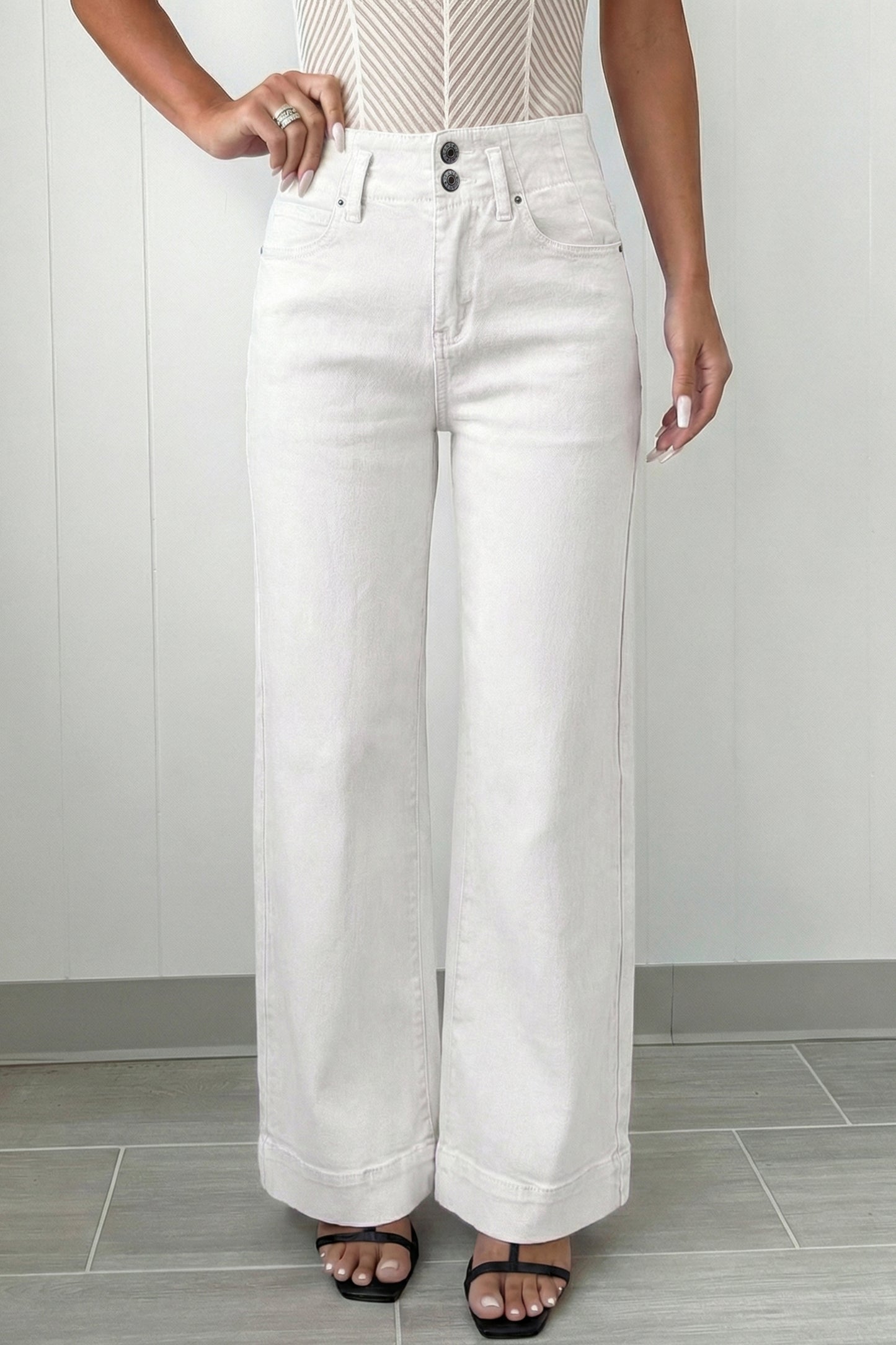 2-Button High Waist Wide Leg Jeans
