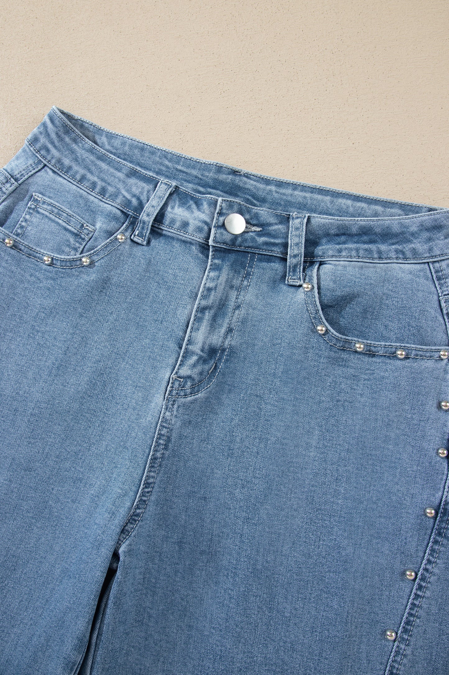 Side Seam Rivet Ankle Jeans