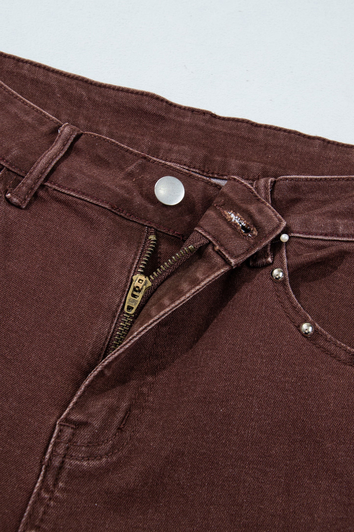 Side Seam Rivet Ankle Jeans