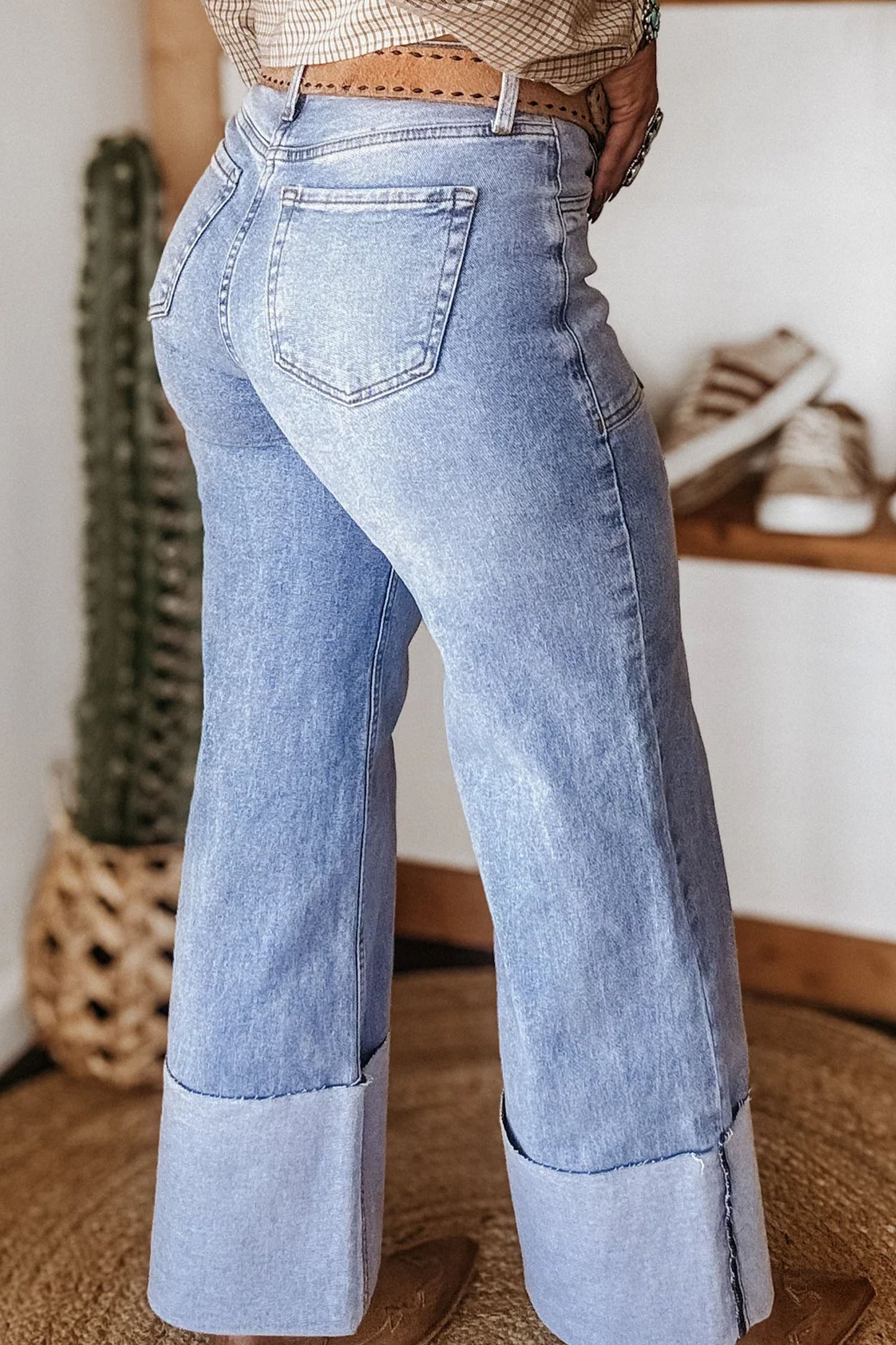 Turn-up Cuffs  Loose Jeans