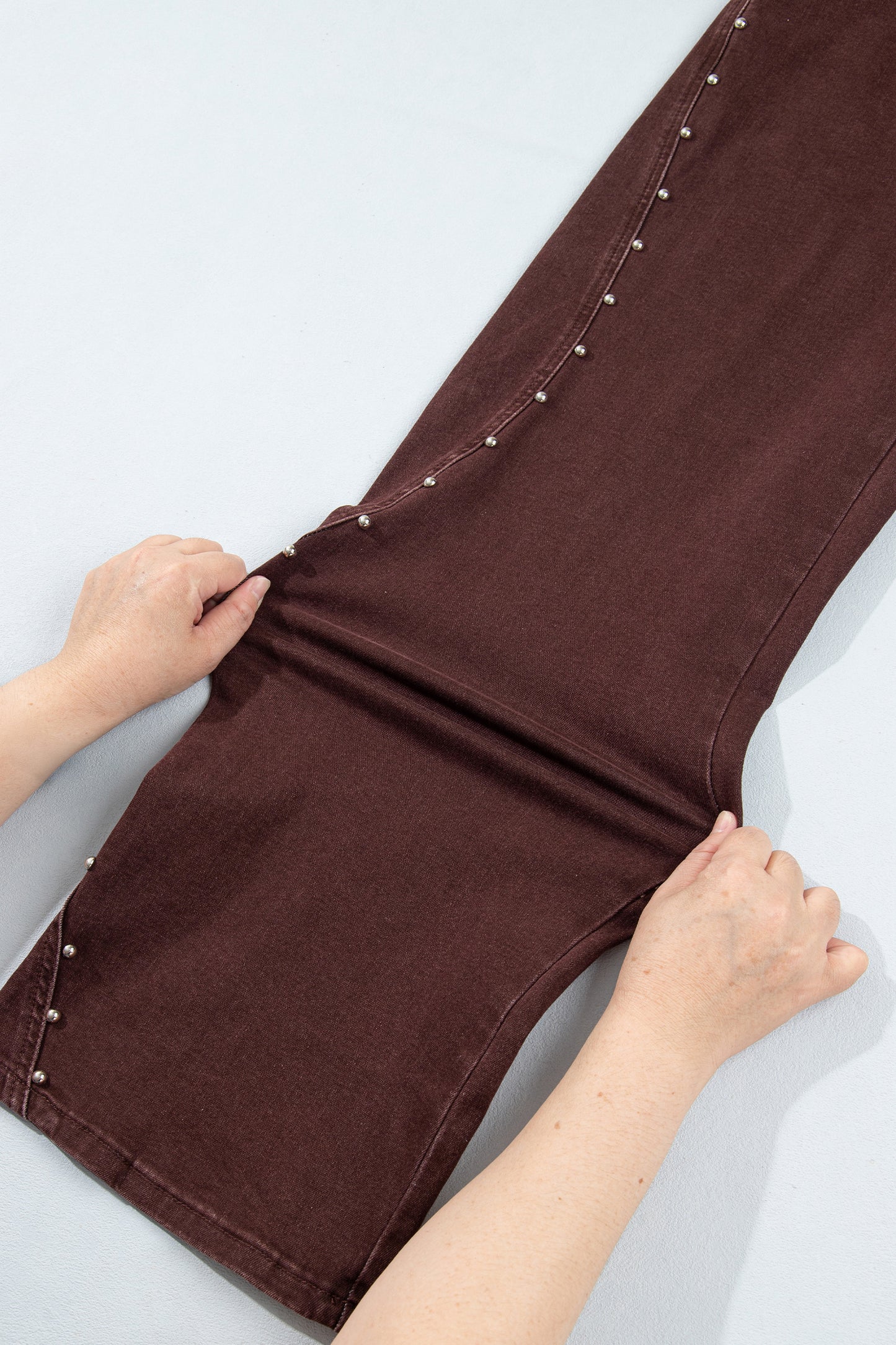 Side Seam Rivet Ankle Jeans