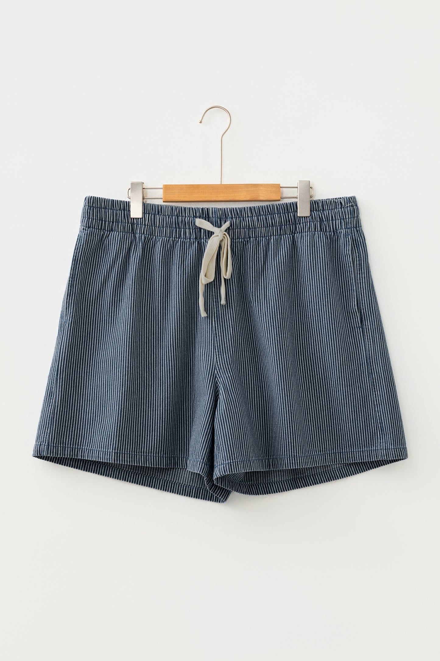 Stripe Plus Size Contrast Drawstring Elastic Waist Denim Shorts