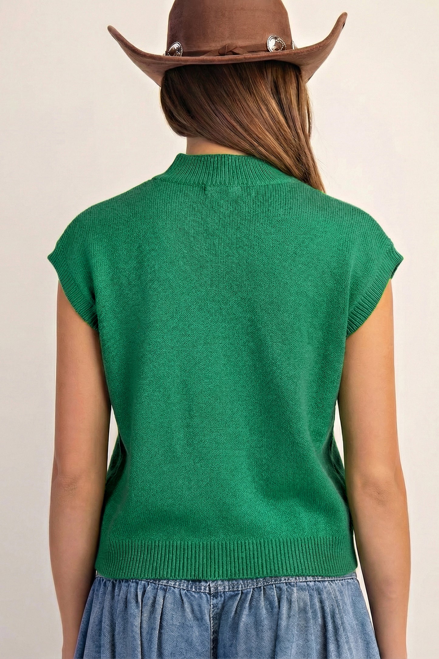 Horseshoes Ribbed Trim Mock Neck Short Sleeve Sweater