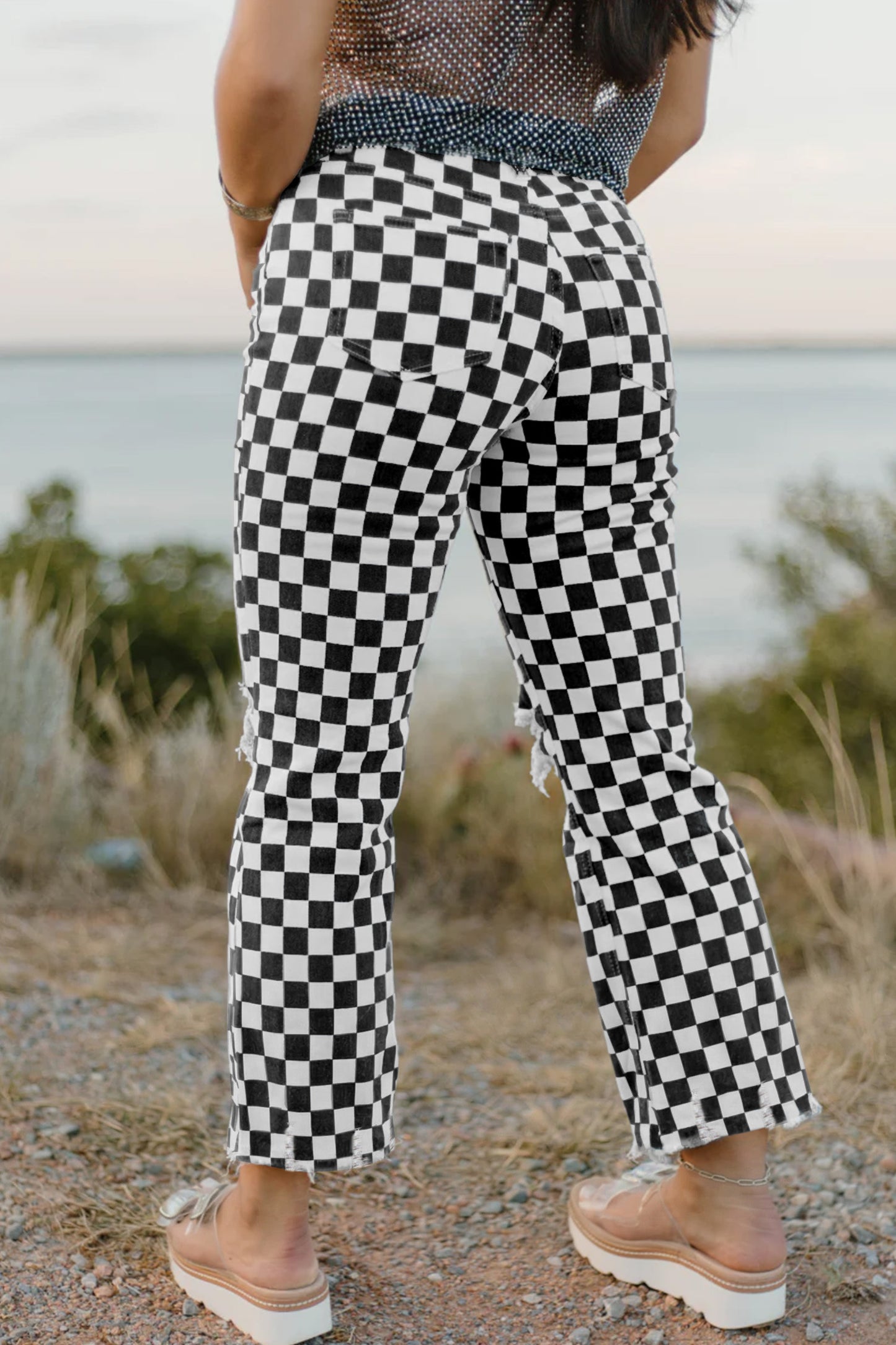 Checkerboard  Distressed  Raw Edge Cropped Jeans