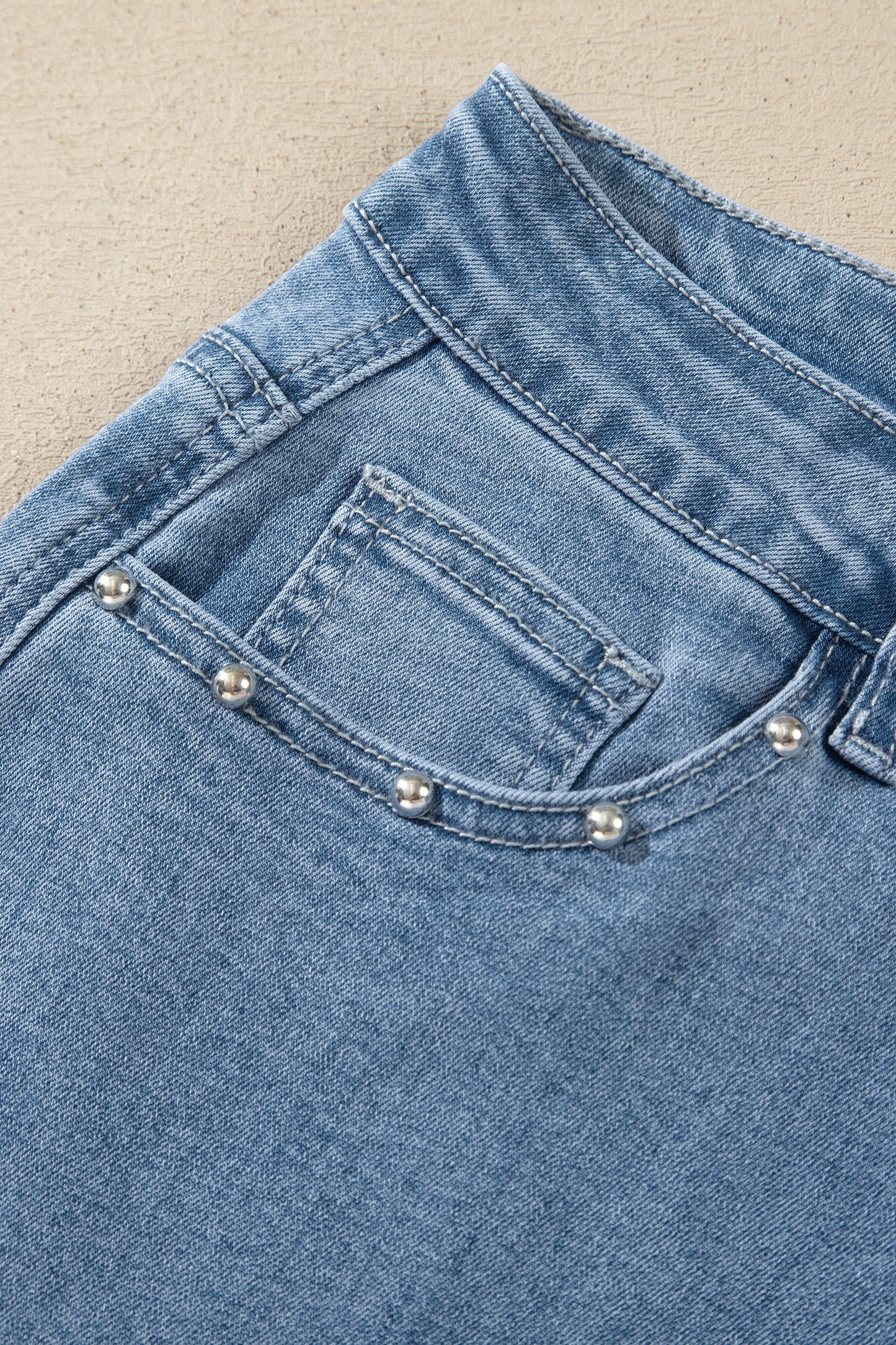 Side Seam Rivet Ankle Jeans