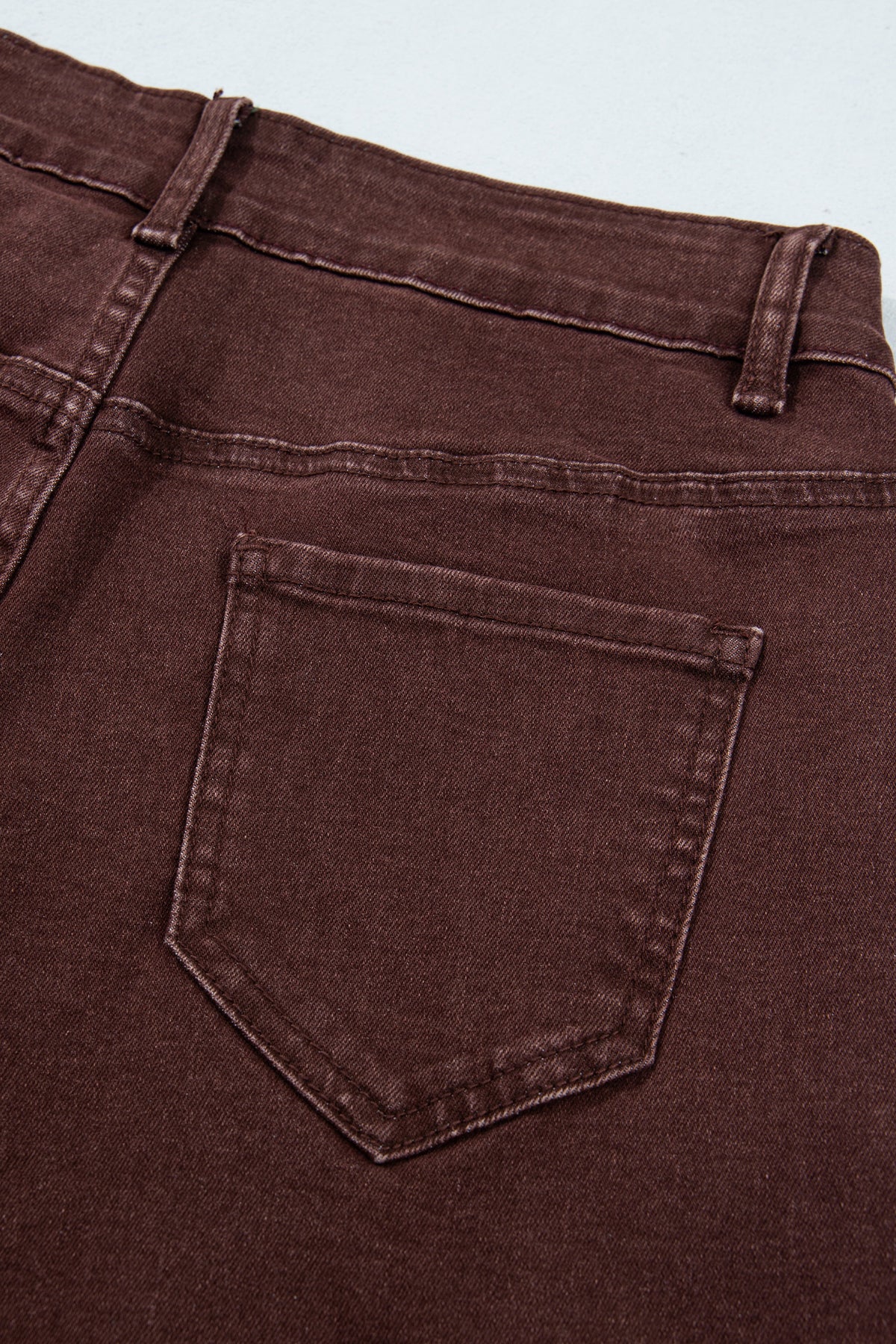 Side Seam Rivet Ankle Jeans